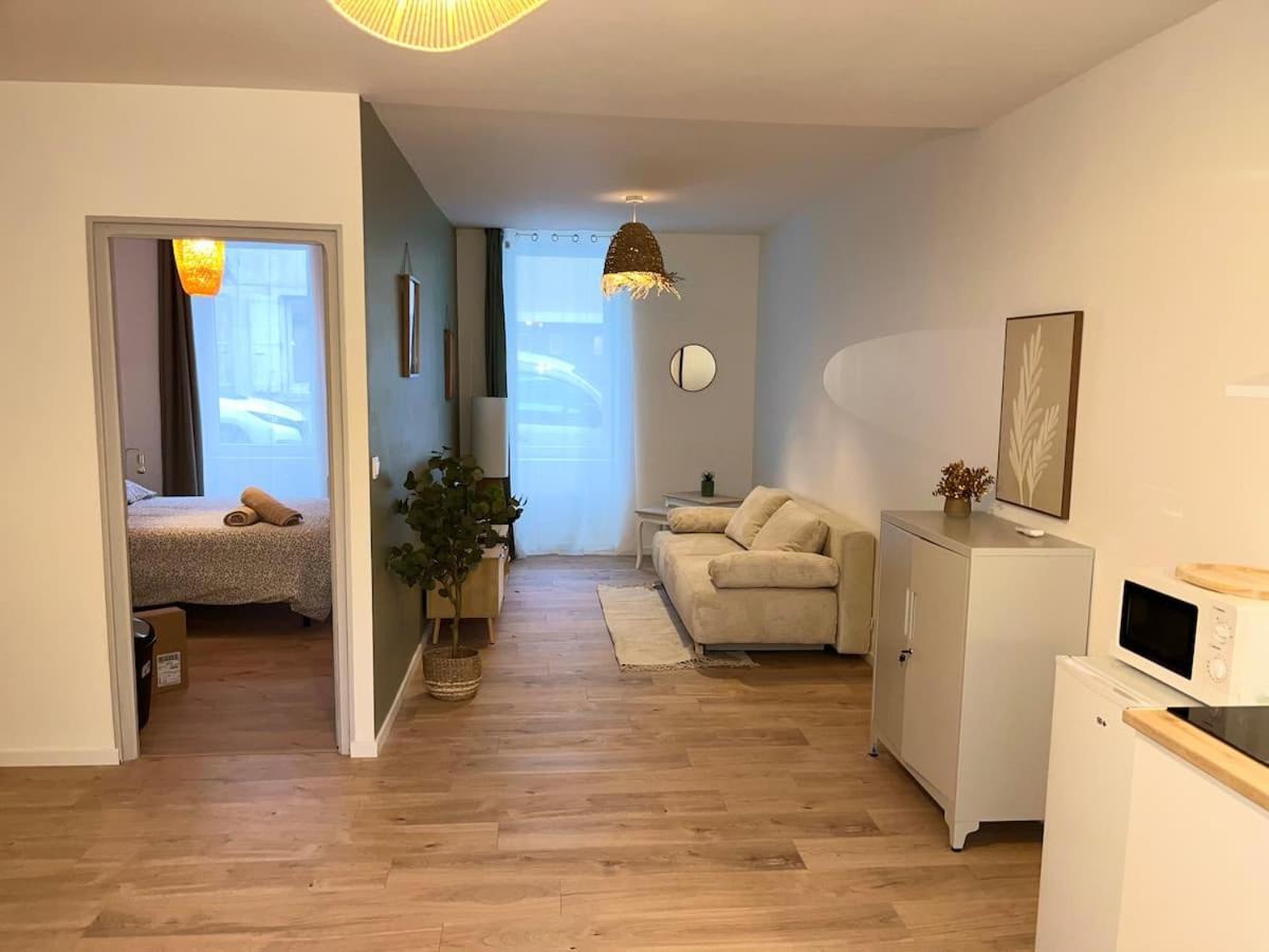 Henri Ll L Terrasse L Proche Gare & Centre Apartment *
